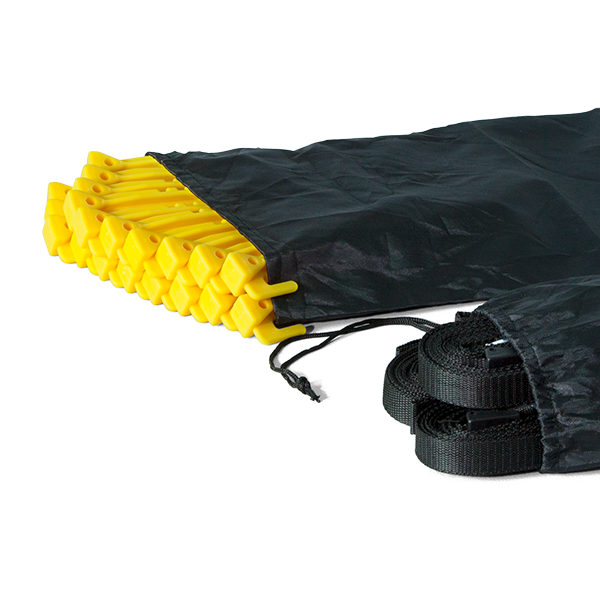 Set of 20 yellow PVC stakes and 2 carry bags